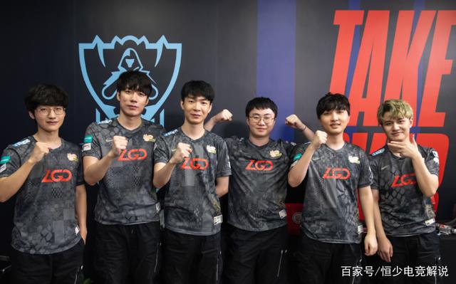 并保持同样 并保持同样