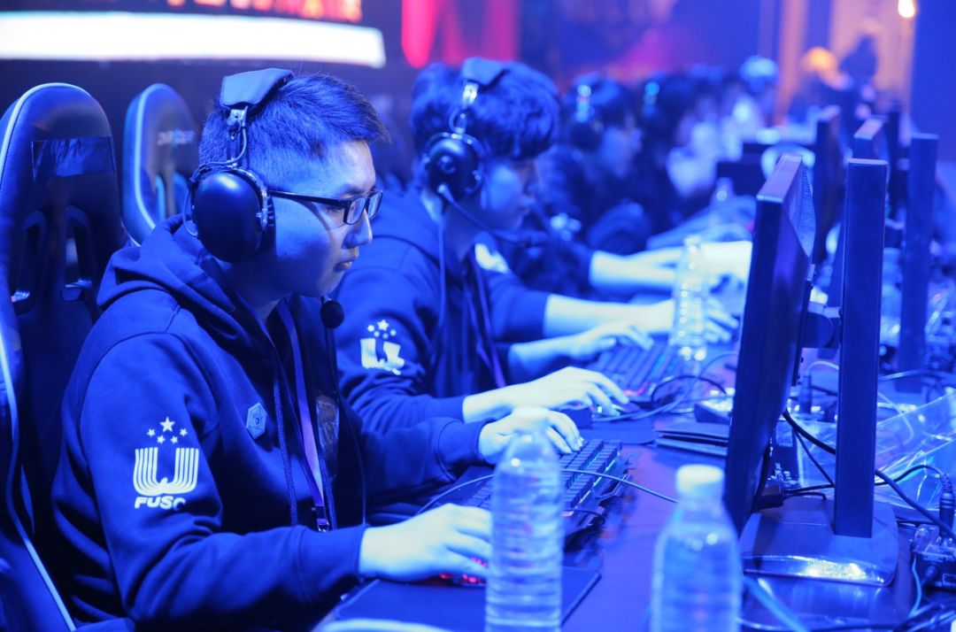 中轴长打者 中轴长打者